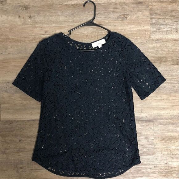 Loft Women’s Lace like Navy Top/Coverlet, size M - Picture 1 of 8